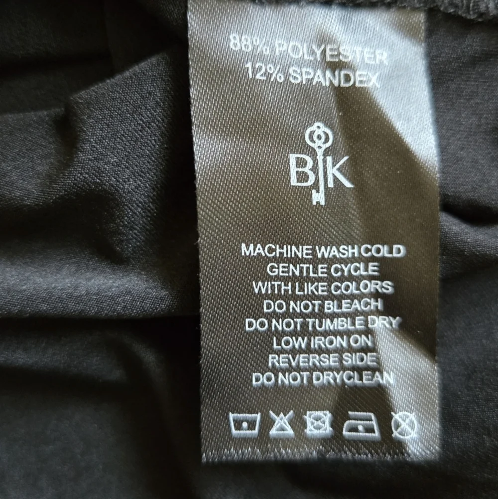 Belyn Key Women's Black and Blue Polo Shirt Short Skeeve Golf Top Size M - Picture 4 of 10